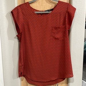 Polka dot polyester Tee